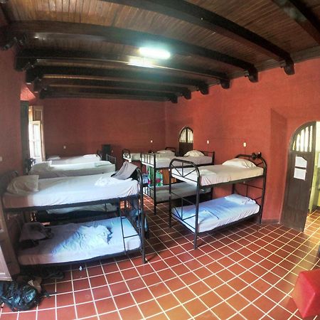 Ricks Hostel Санта-Ана Екстер'єр фото