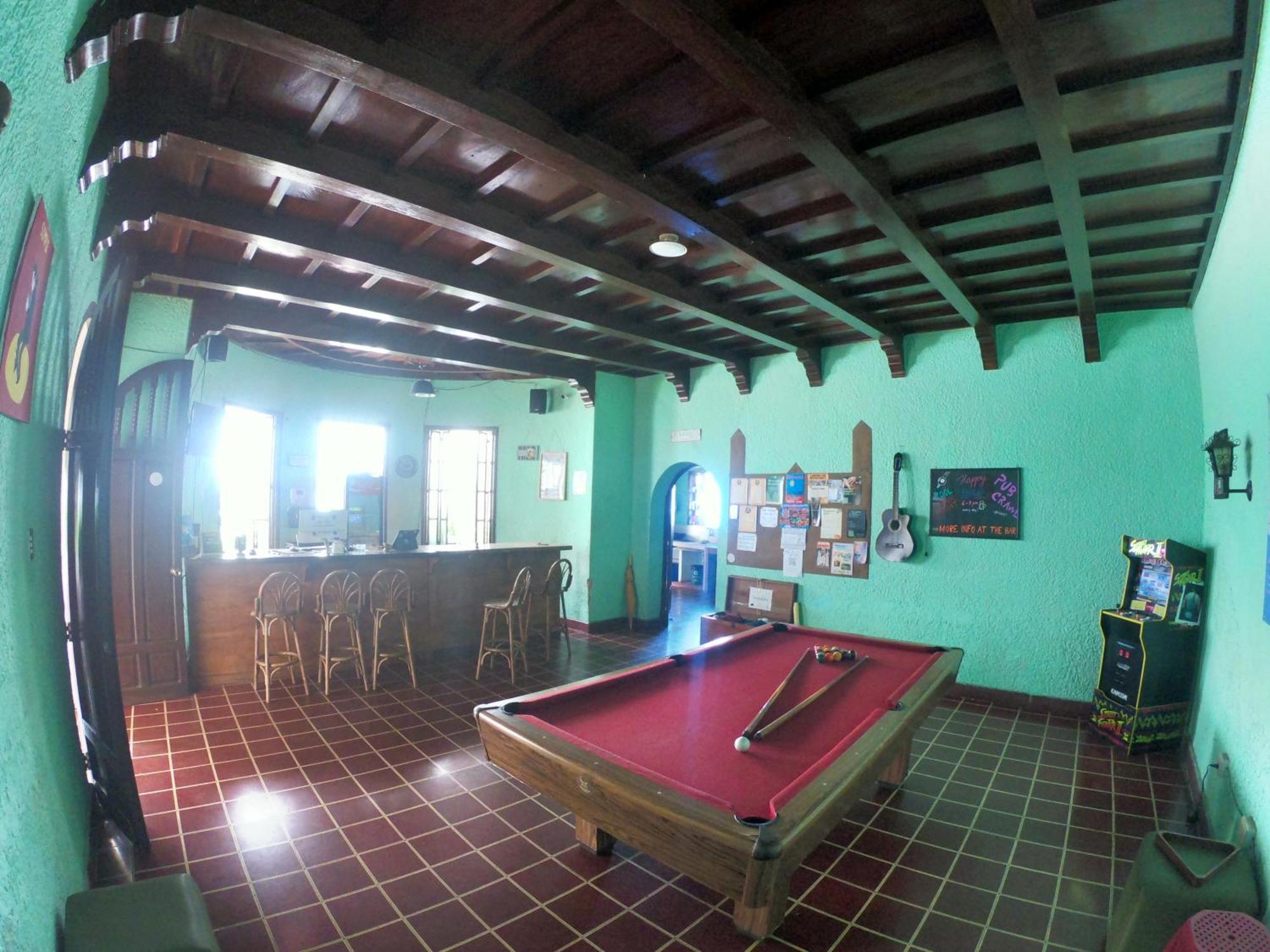 Ricks Hostel Санта-Ана Екстер'єр фото